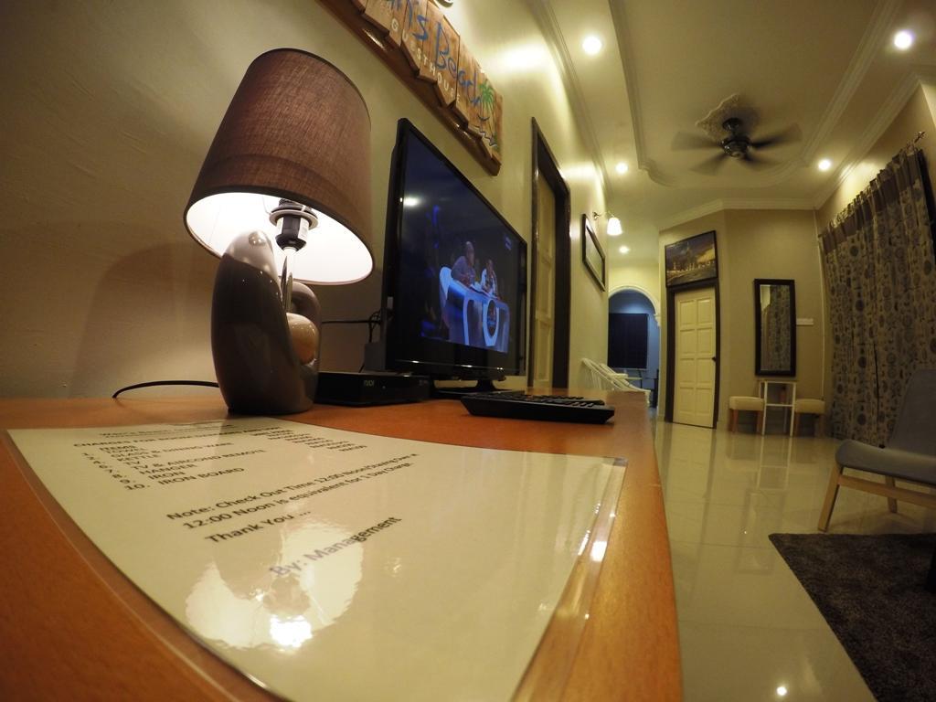 Wan'S Beach Guest House Dungun Quarto foto