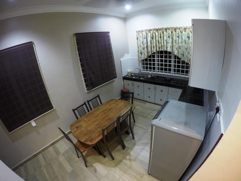 Wan'S Beach Guest House Dungun Quarto foto