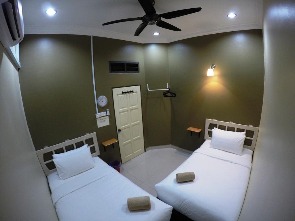 Wan'S Beach Guest House Dungun Quarto foto