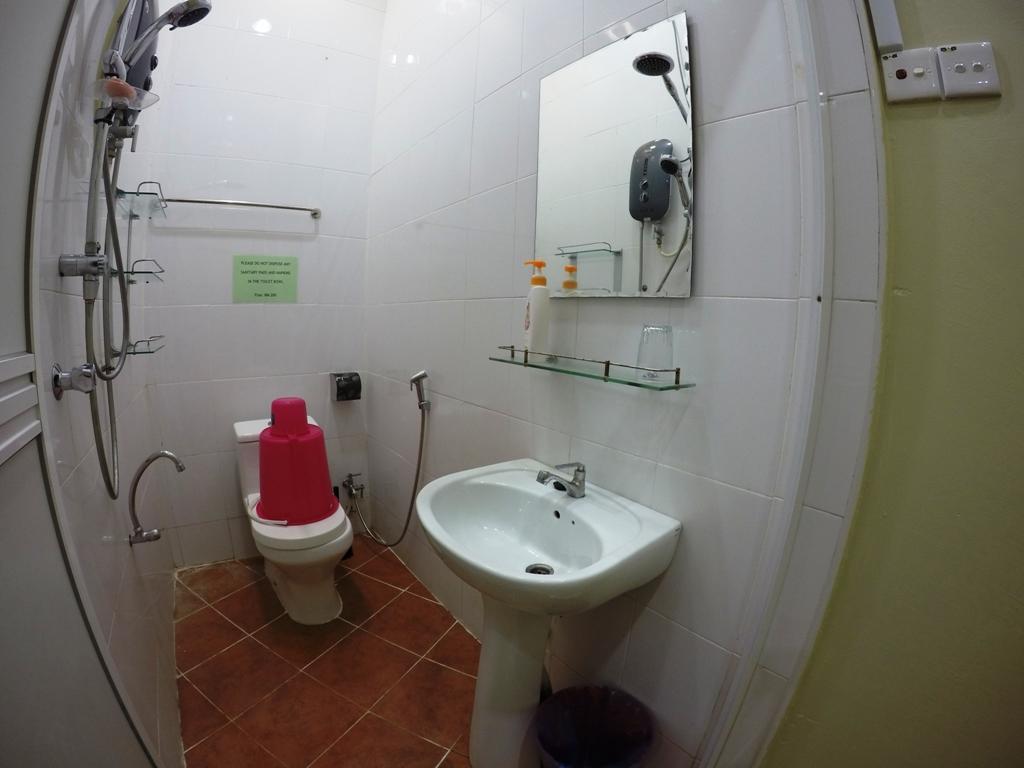 Wan'S Beach Guest House Dungun Quarto foto